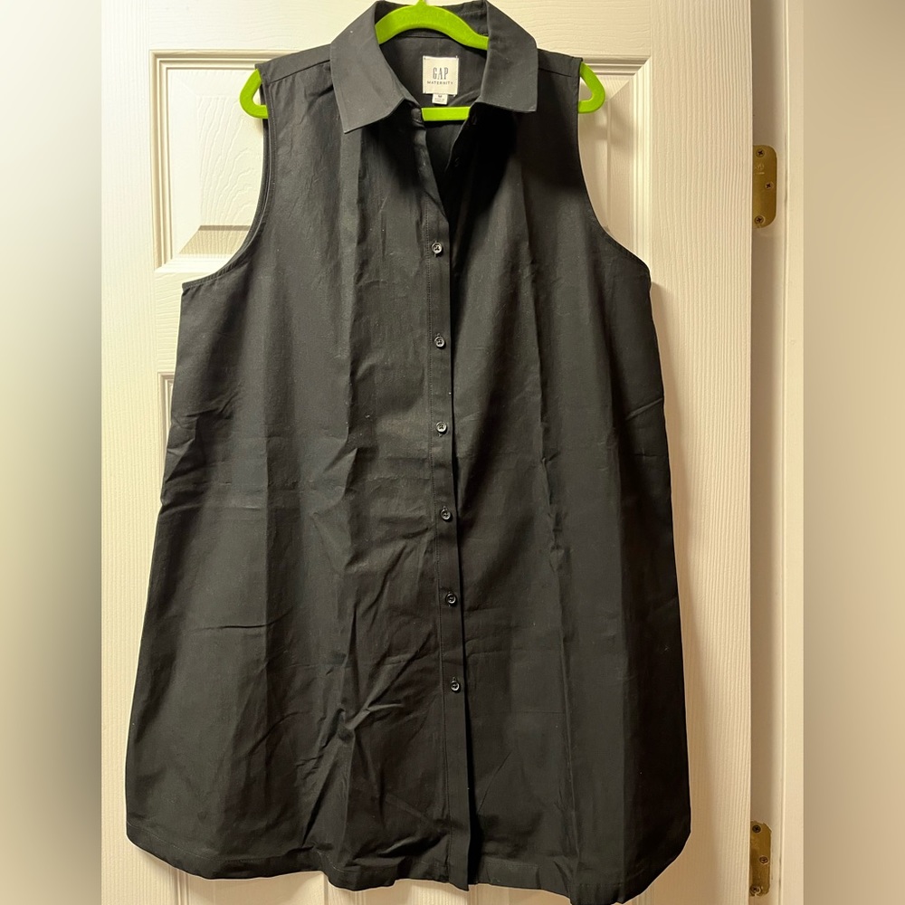 GAP maternity shirt